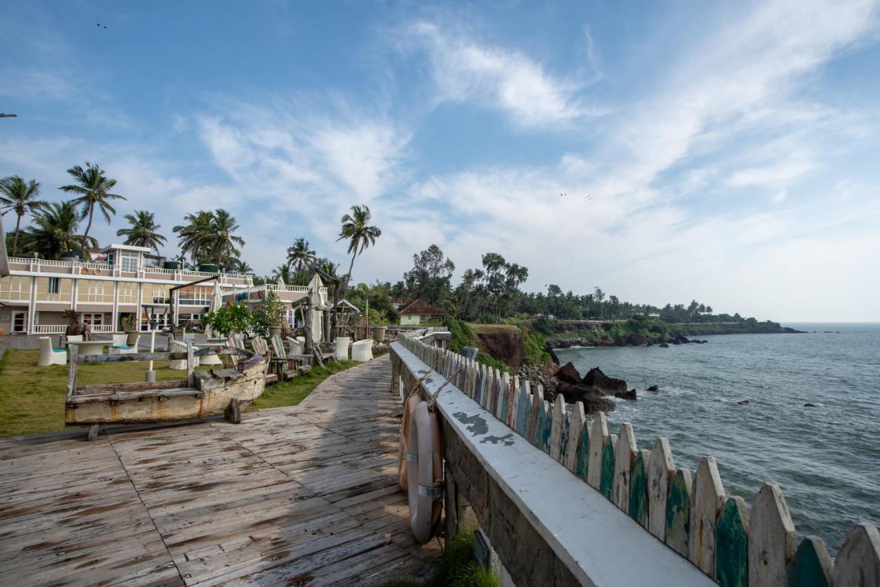 State Beach Resort And Spa Kannur Exterior photo