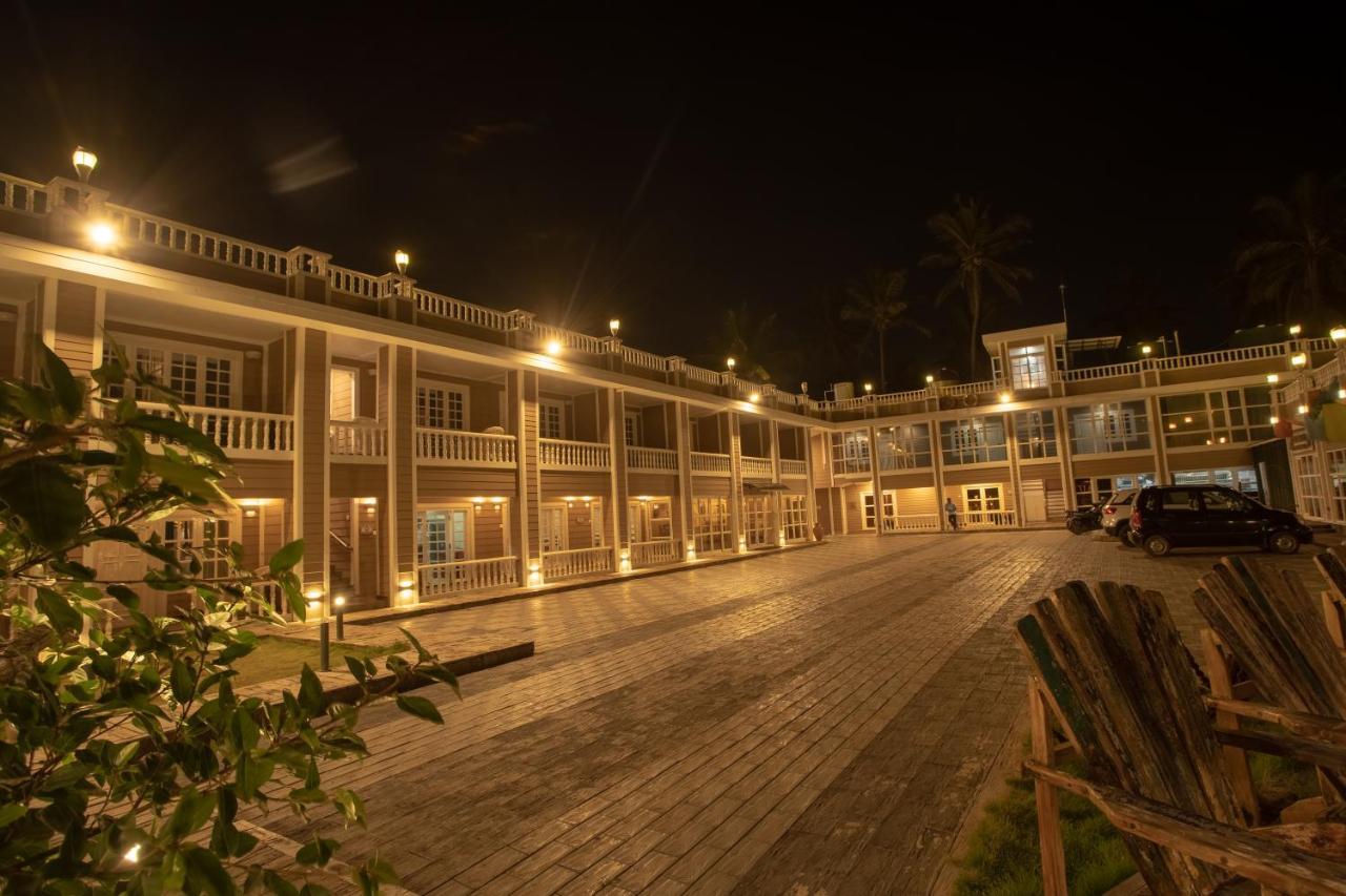 State Beach Resort And Spa Kannur Exterior photo