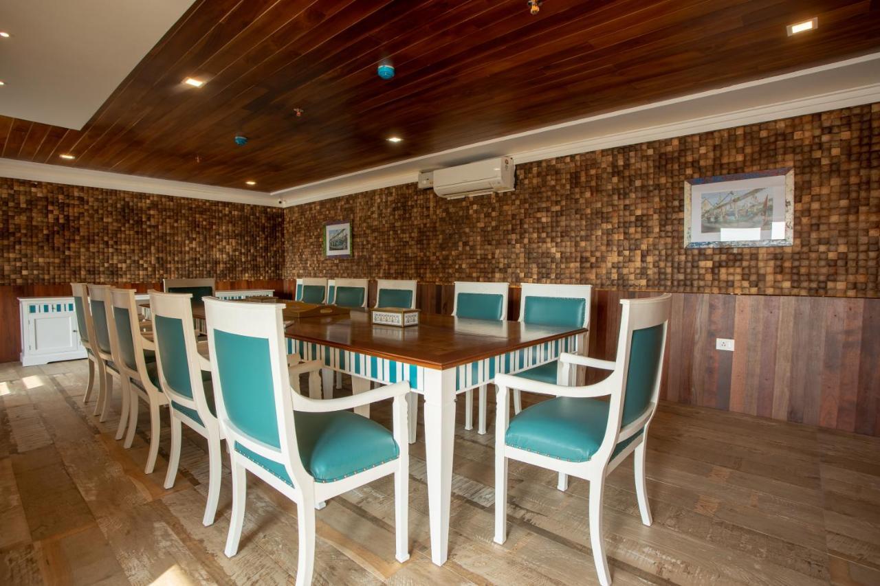 State Beach Resort And Spa Kannur Exterior photo